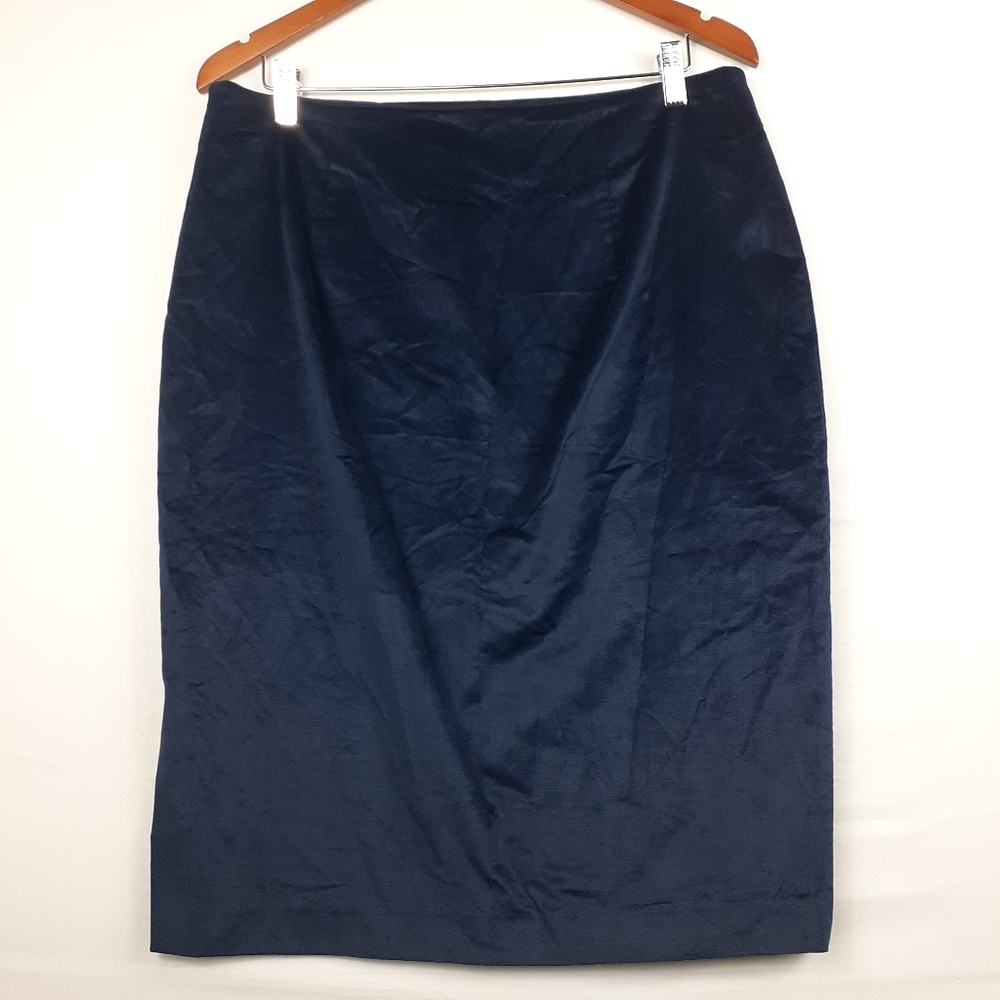 Banana Republic Velvet Pencil Skirt Navy Size 12 - Picture 8 of 8